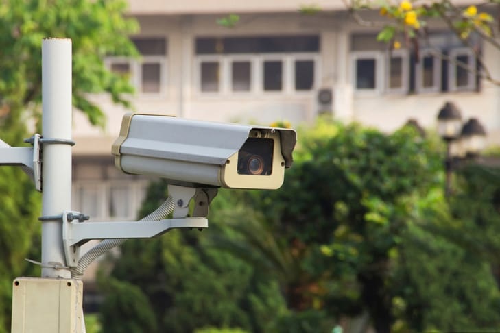 What is the difference between dome cameras and bullet cameras?